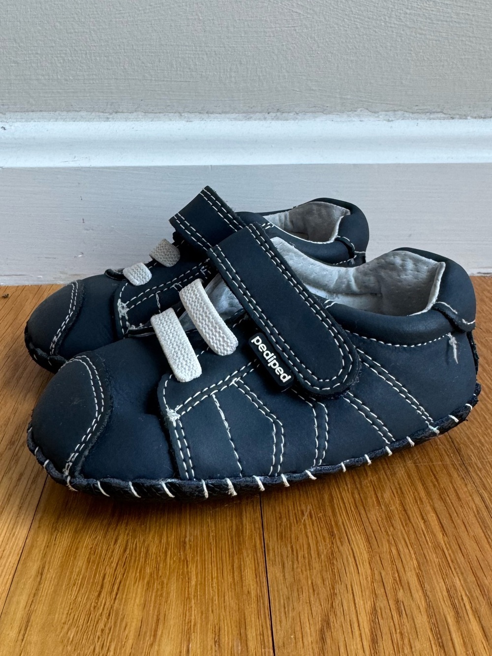 Pediped Originals Jake Navy Leather Baby Walker Shoes size 6-12 Months